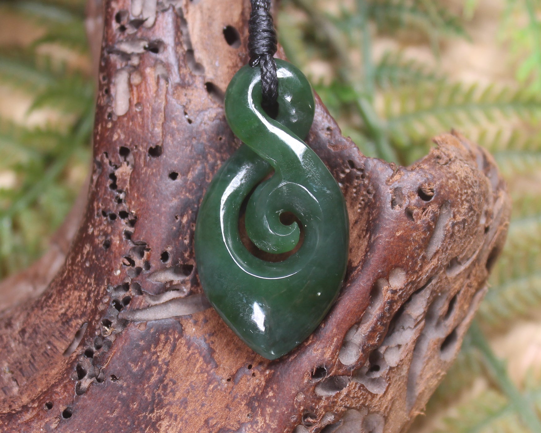 Koru Twist carved from Kawakawa Pounamu - NZ Greenstone