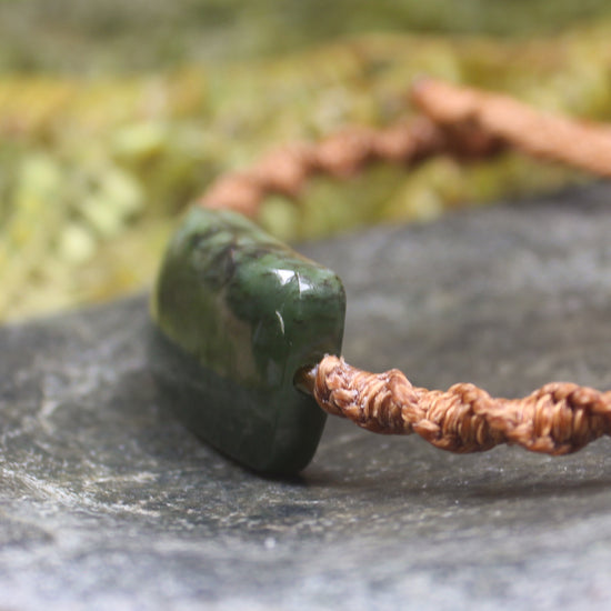 Kawakawa Pounamu Toki