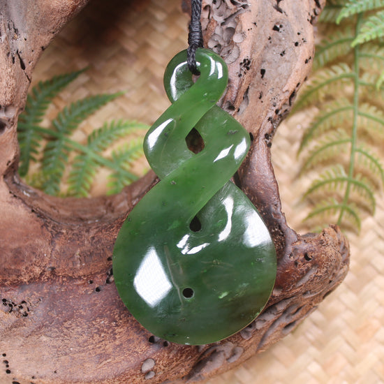 Koru Twist carved from Hapopo Pounamu - NZ Greenstone