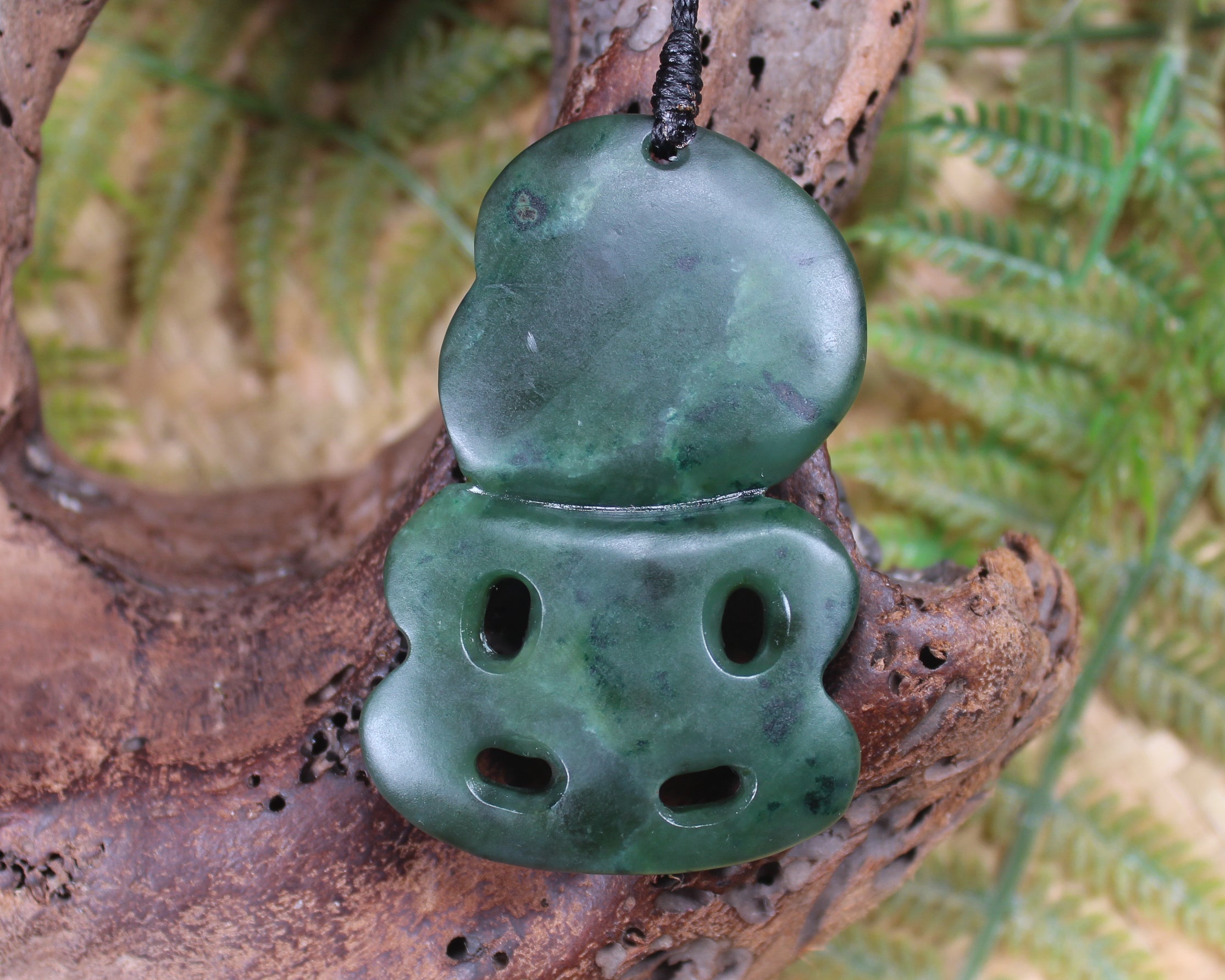 Hei Tiki carved from Kawakawa Pounamu - NZ Greenstone