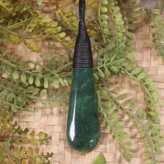 Kawakawa Pounamu Roimata Pendant - NZ Greenstone