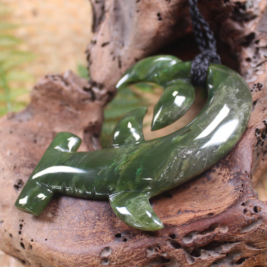 Hammerhead pendant carved from Rimu Pounamu - NZ Greenstone