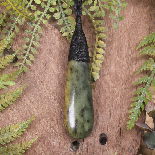 Flower Jade Pounamu - NZ Greenstone