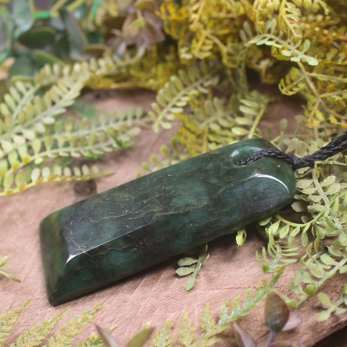Kawakawa Pounamu Toki