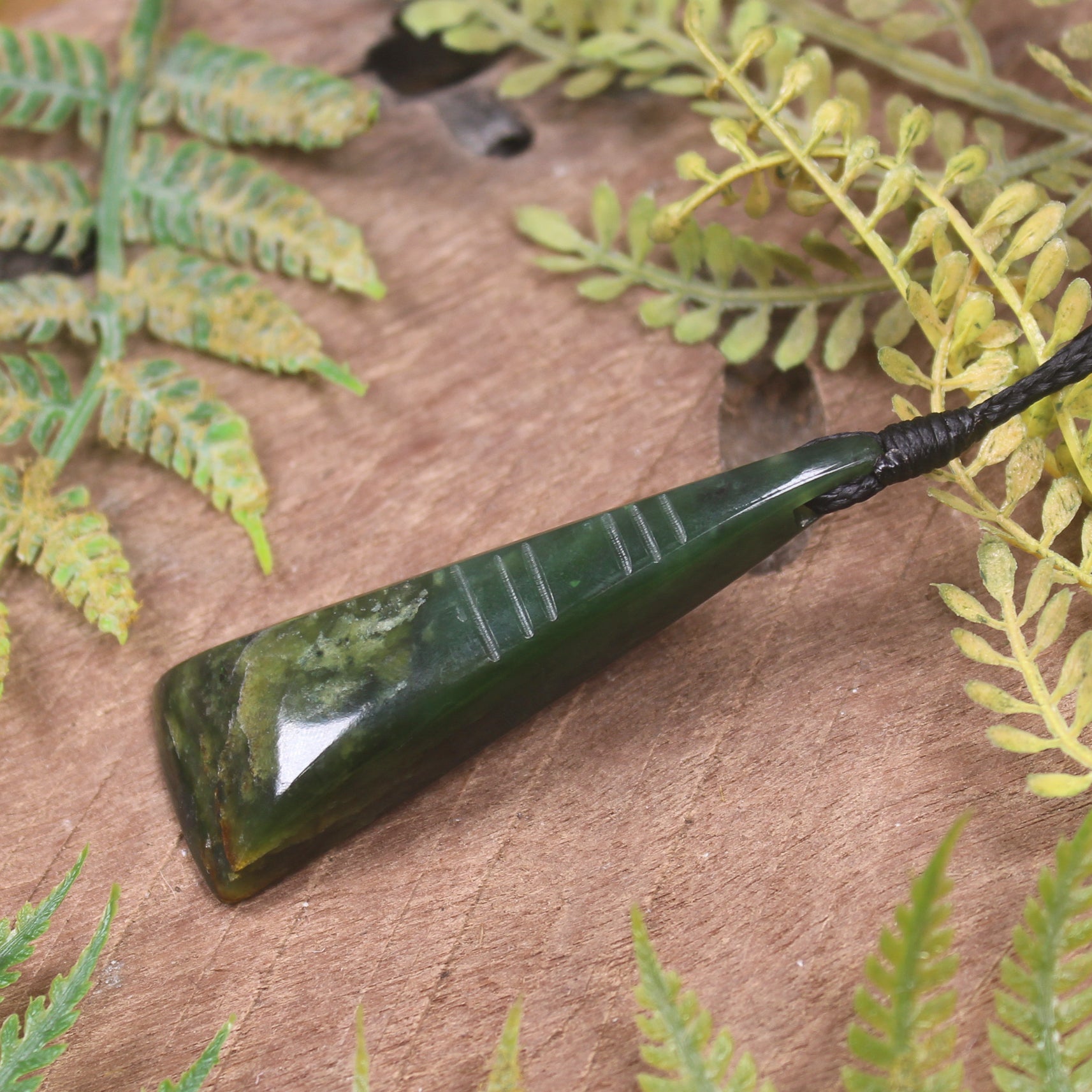 Kawakawa Pounamu Toki