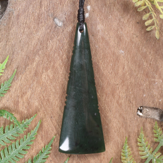 Kawakawa Pounamu Toki