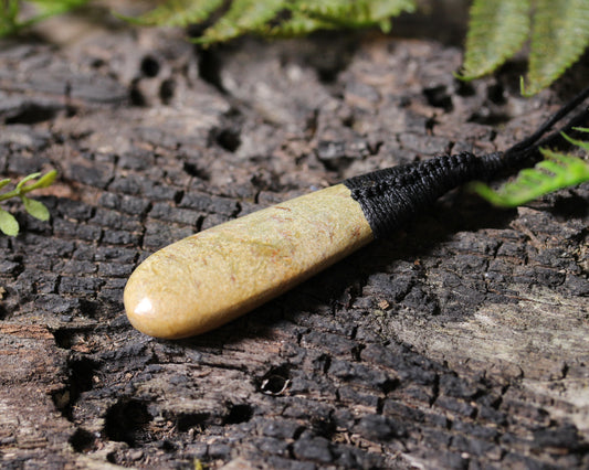 NZ Greenstone Small Roimata Pendant (AC971) Flower Jade Pounamu
