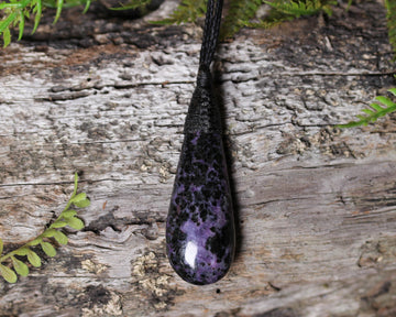 Charoite Small Roimata Pendant (AH493)