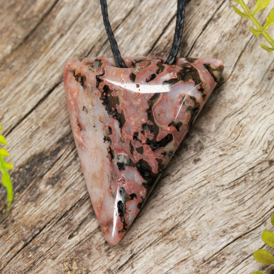 NZ Cinnabar XSmall Niho Taniwha Tooth Pendant (AK271)