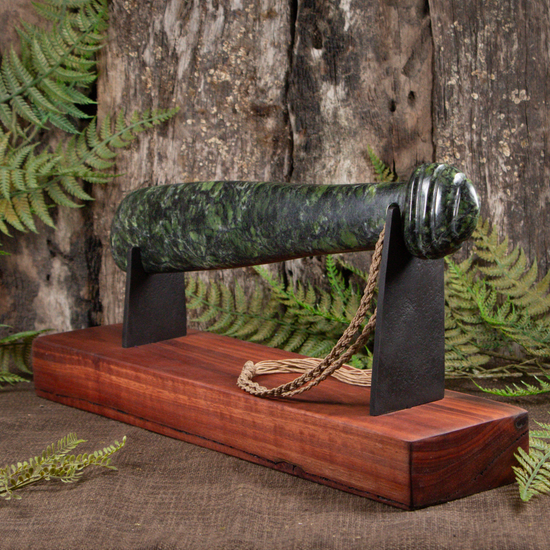 NZ Serpentine Mere with Stand Douglas Creek Pounamu