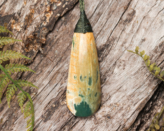 NZ Greenstone Medium Roimata Pendant (BE627) Flower Jade Pounamu