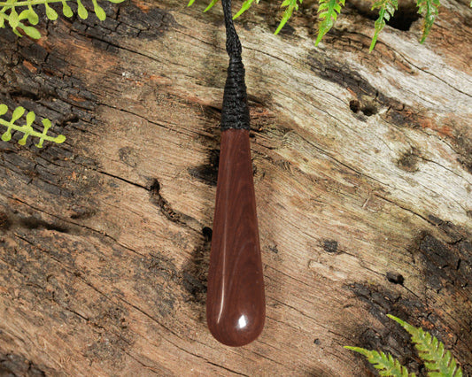 NZ Gneiss Schist Medium Roimata Pendant (BH414)