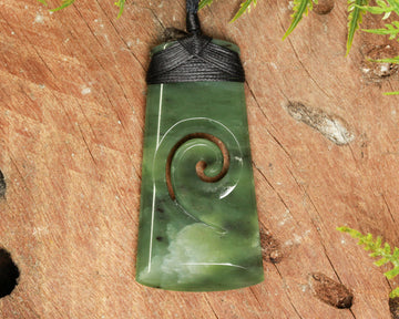 NZ Greenstone Medium Toki with Koru Pendant (BK374) Hapopo Pounamu