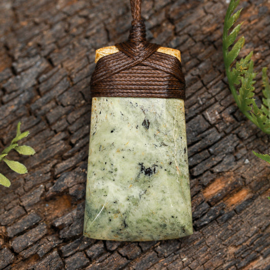 NZ Greenstone Small Toki Pendant (BK424) Flower Jade Pounamu