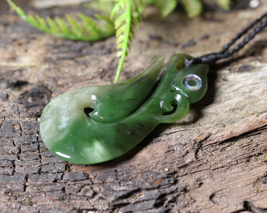 NZ Greenstone Medium Manaia Pendant (BK707) Hapopo Pounamu