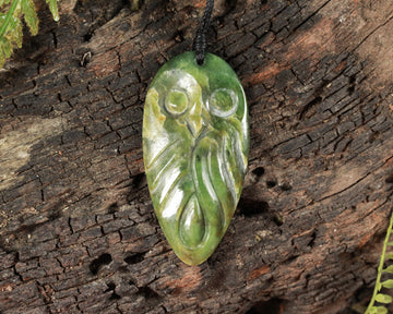 NZ Greenstone Medium Ruru Owl Pendant (BK949) Flower Jade Pounamu
