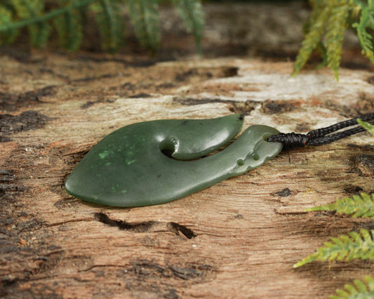 NZ Greenstone Medium Manaia Pendant (BM386) Hapopo Pounamu