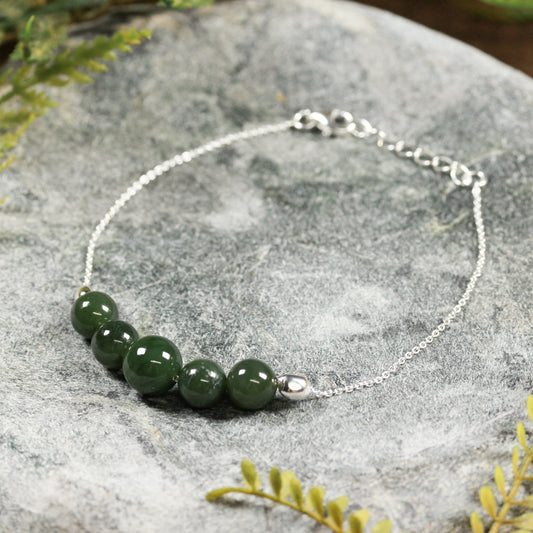 NZ Greenstone Beaded Bracelet (BM406) Kawakawa Pounamu