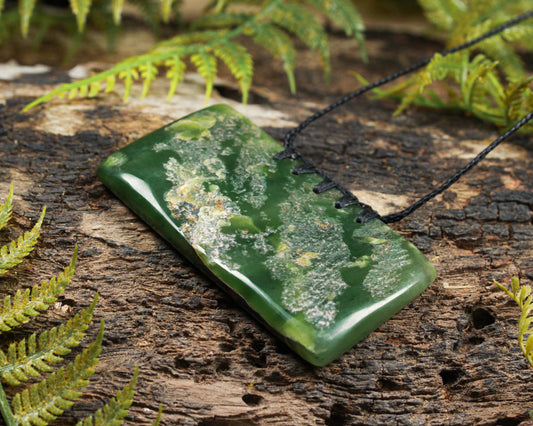 NZ Greenstone Large Kōuma Breastplate Pendant (BM677) Kawakawa Pounamu