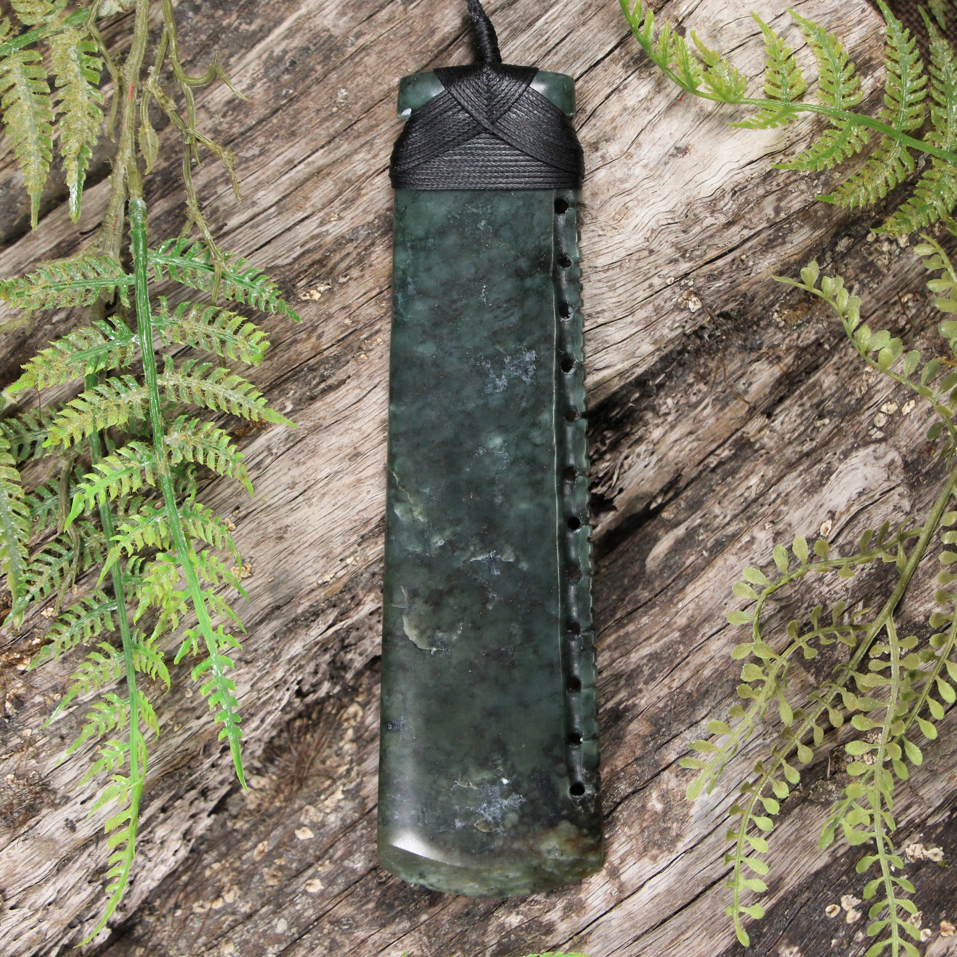 NZ Greenstone XXLarge Toki Pendant Rimu Pounamu