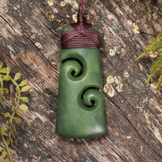 NZ Greenstone Medium Toki with Koru Pendant (BN207) Hapopo Pounamu