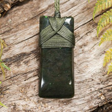 NZ Greenstone Small Toki Pendant (BN504) Rimu Pounamu