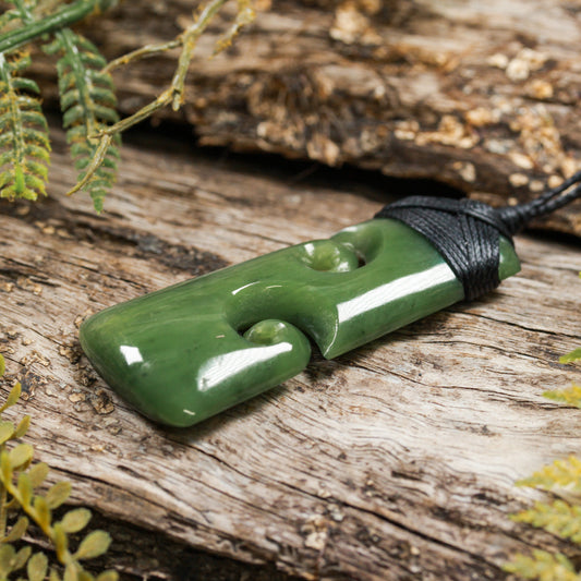 NZ Greenstone Medium Toki with Koru Pendant (BN809) Hapopo Pounamu