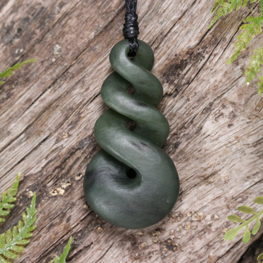 NZ Greenstone Medium Twist Pendant Rimu Pounamu