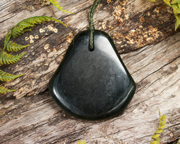 NZ Greenstone Large Freeform Pendant (BP191) Kawakawa Pounamu