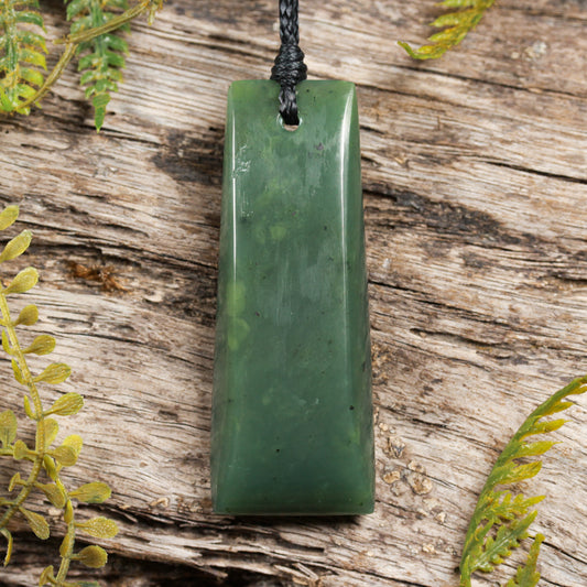 NZ Greenstone Small Toki Pendant (BT742) Hapopo Pounamu
