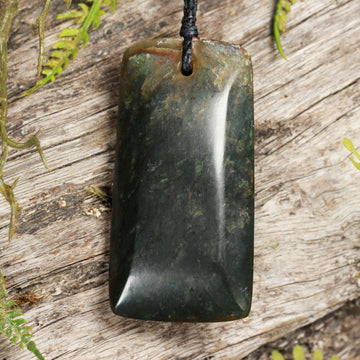NZ Greenstone Medium Freeform Toki Pendant (BT635) Rimu Pounamu