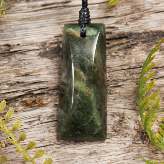 NZ Greenstone Small Toki Pendant (BT744) Rimu Pounamu