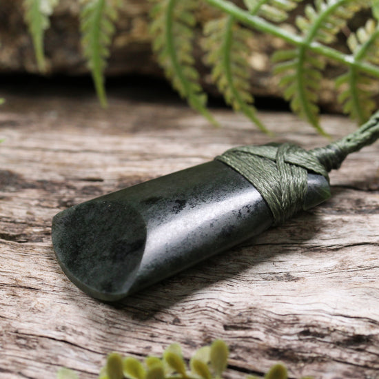 NZ Greenstone Small Toki Pendant Rimu Pounamu