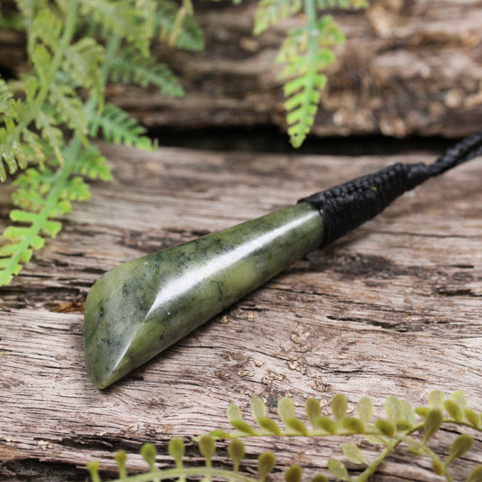 NZ Serpentine Medium Toki Pendant