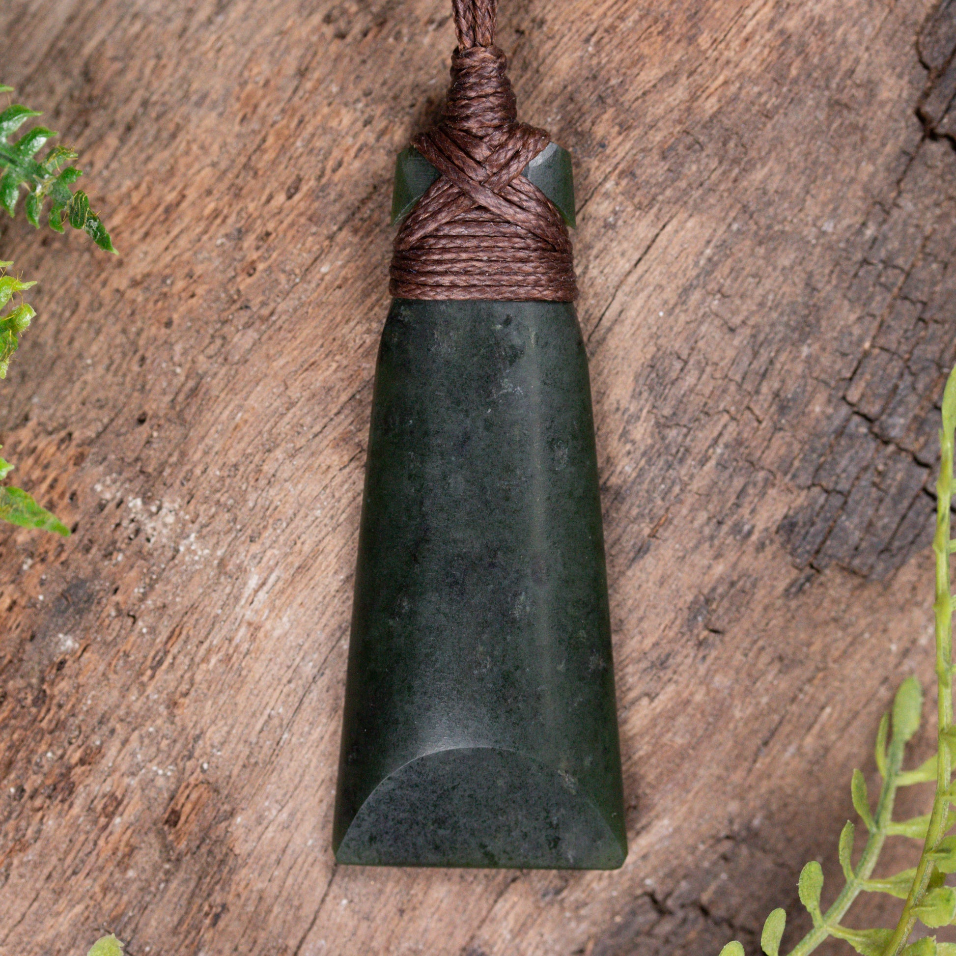 NZ Greenstone Small Toki Pendant Rimu Pounamu