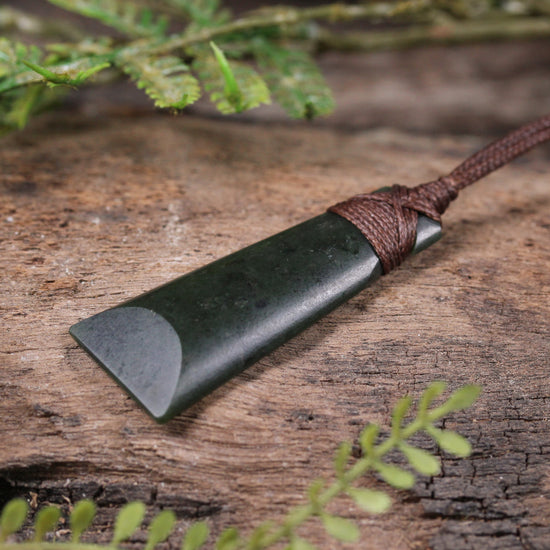 NZ Greenstone Small Toki Pendant Rimu Pounamu