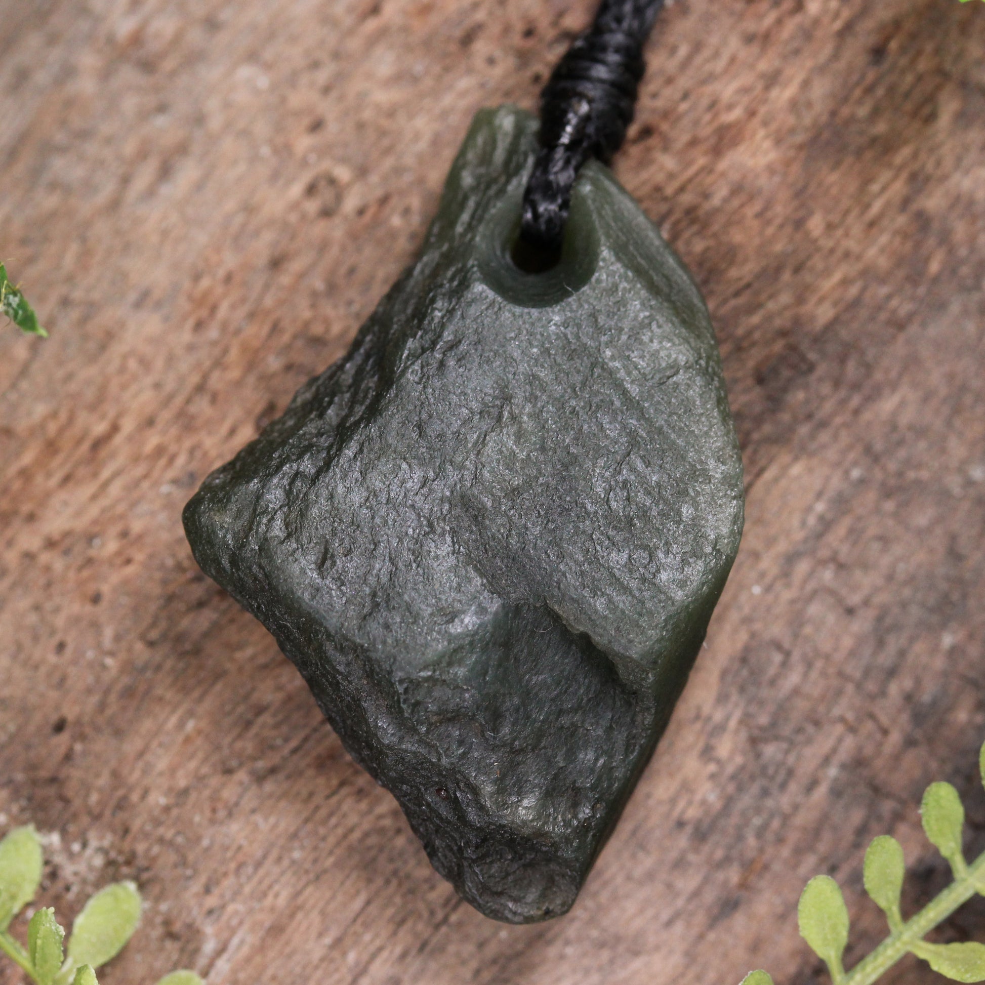 NZ Greenstone Small Freeform Pendant Kawakawa Pounamu