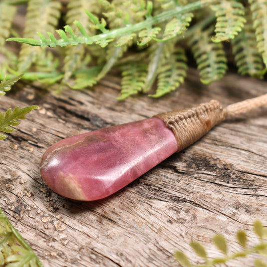 Rhodonite Small Freeform Roimata Pendant