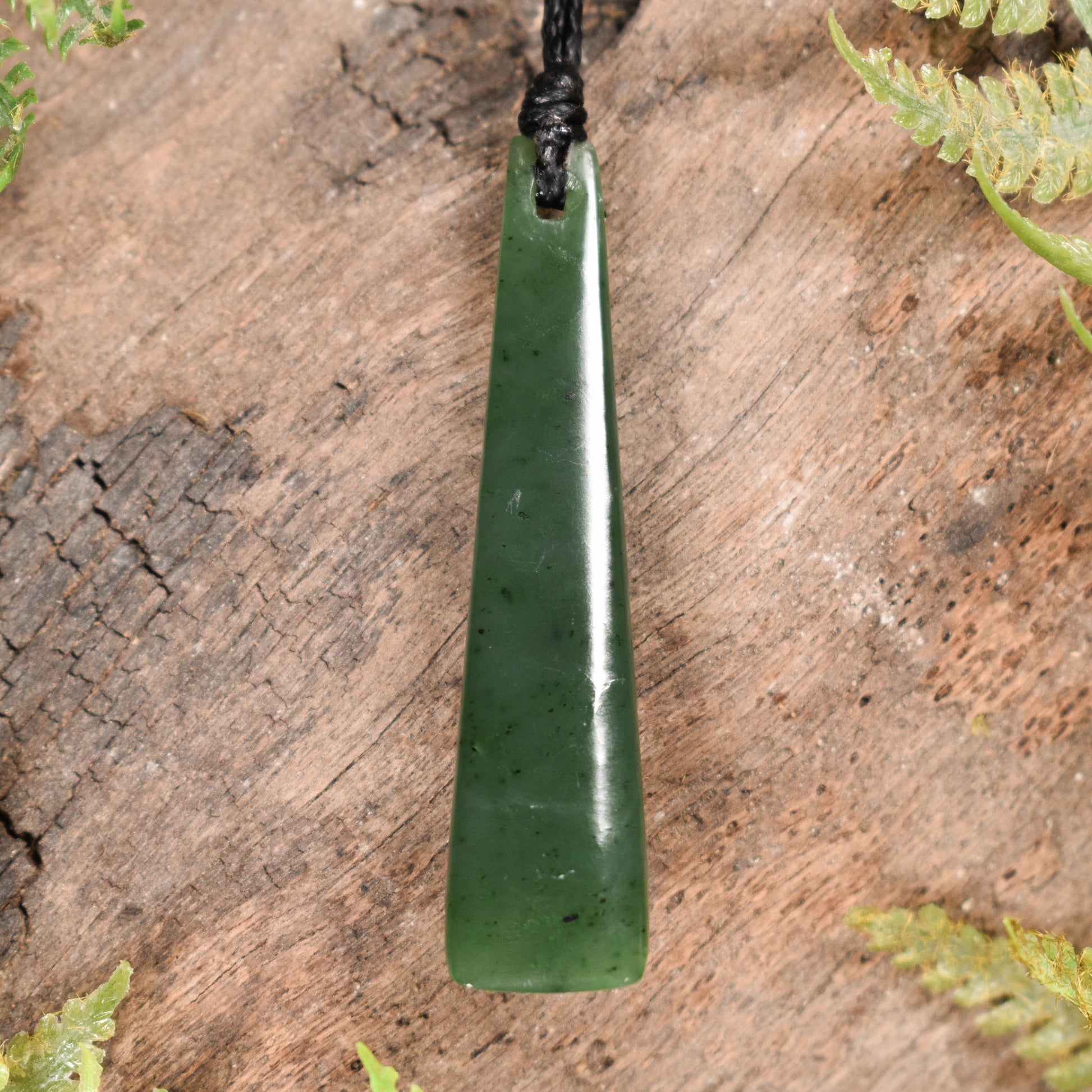 NZ Greenstone Small Freeform Toki Pendant Hapopo Pounamu