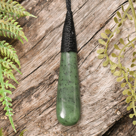 NZ Greenstone Medium Roimata Pendant Hapopo Pounamu