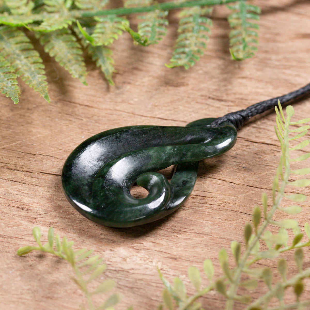 NZ Greenstone Medium Koru Twist Pendant Kawakawa Pounamu