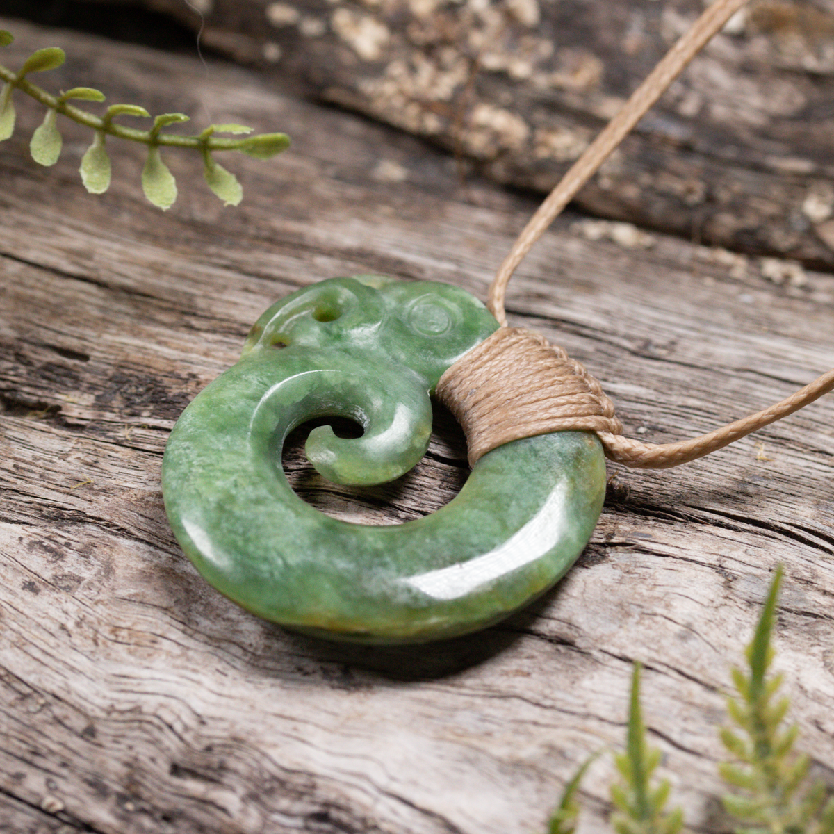 NZ Greenstone Small Koropepe Pendant Raukaraka Pounamu