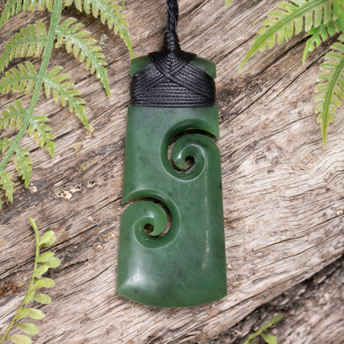 NZ Greenstone Medium Toki with Koru Pendant Hapopo Pounamu
