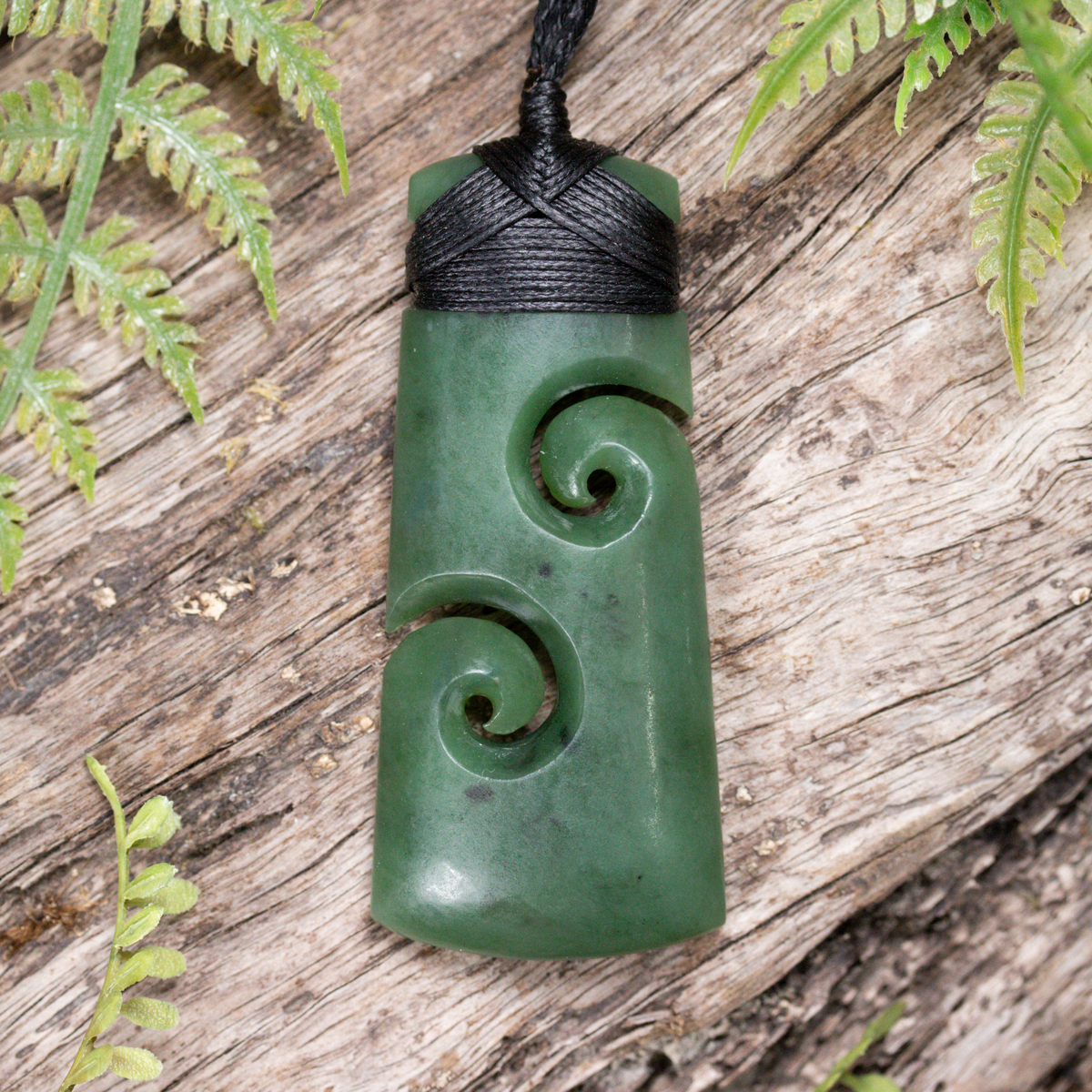 NZ Greenstone Medium Toki with Koru Pendant Hapopo Pounamu