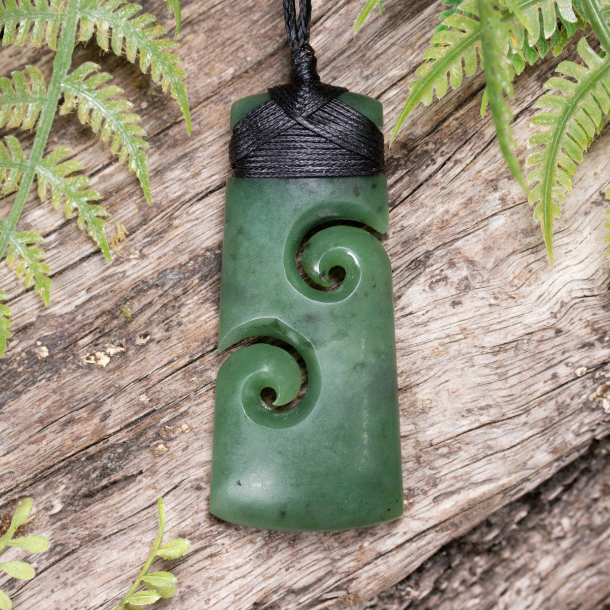 NZ Greenstone Medium Toki with Koru Pendant Hapopo Pounamu