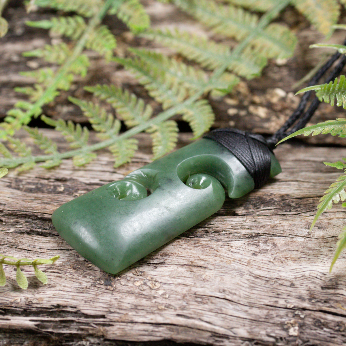 NZ Greenstone Medium Toki with Koru Pendant Hapopo Pounamu