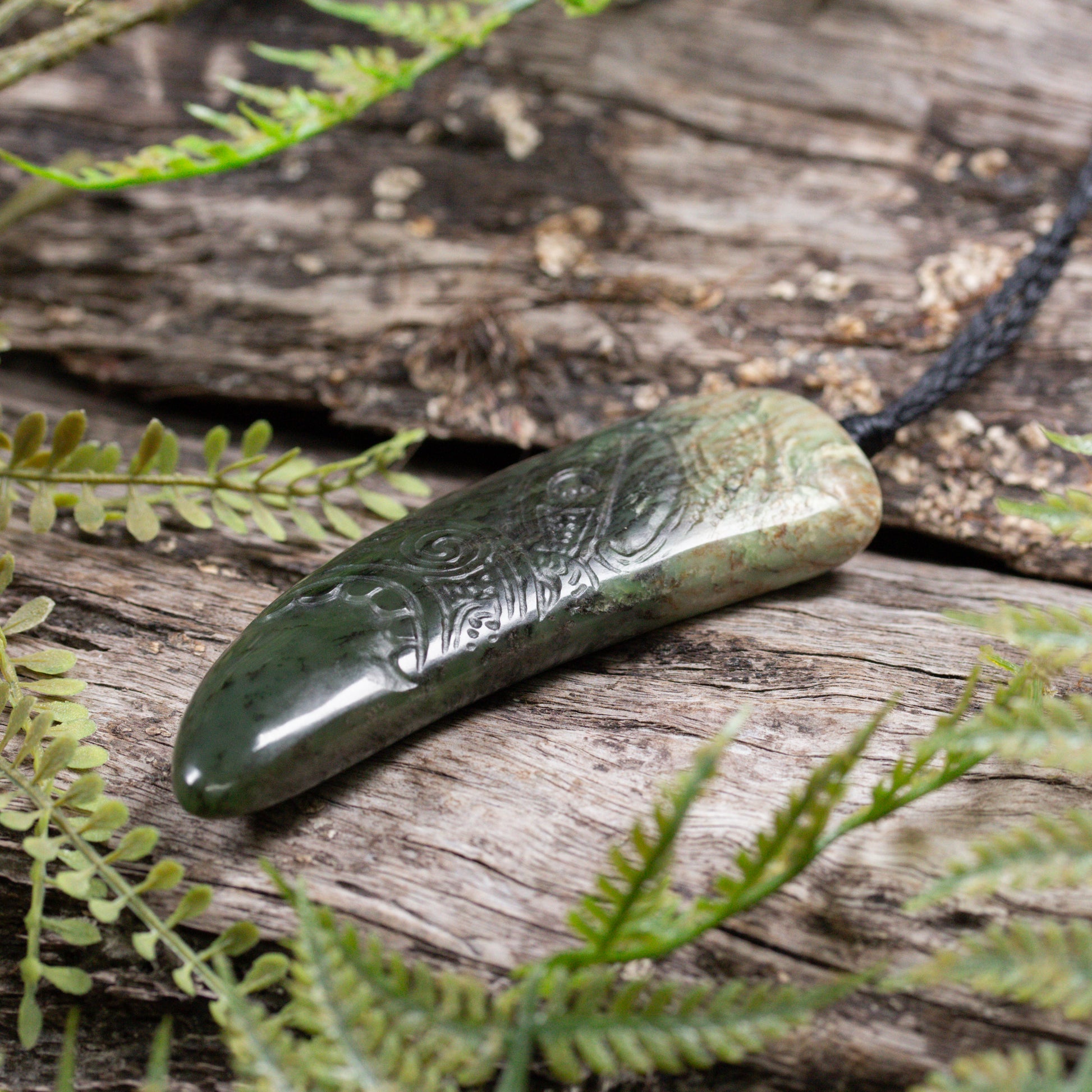 NZ Greenstone Large Niho Taniwha Tooth Pendant Rimu Pounamu