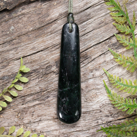 NZ Greenstone Small Roimata Pendant Kawakawa Pounamu