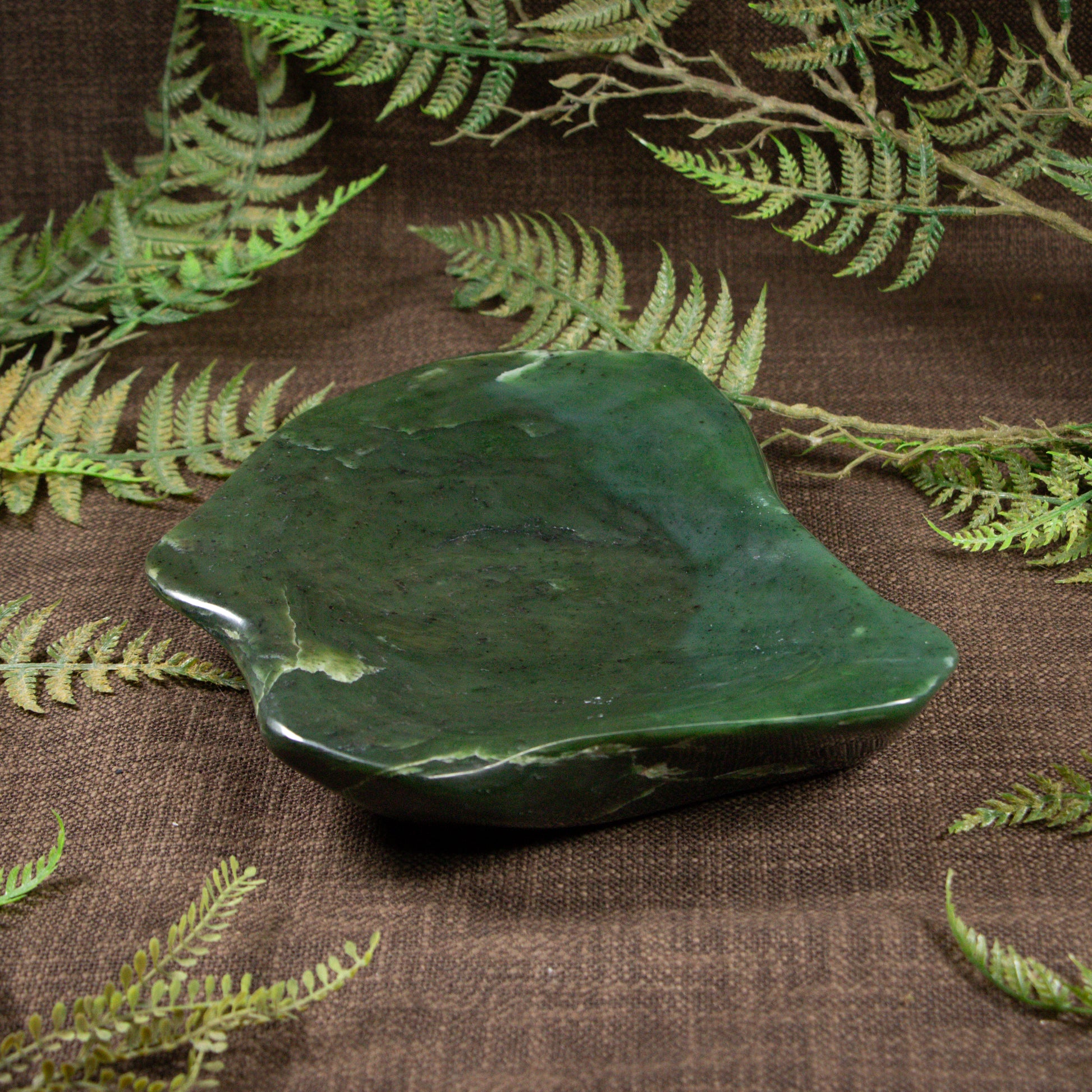 NZ Greenstone Bowl Rimu Pounamu
