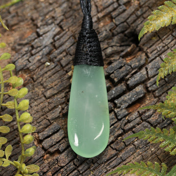Chrysoprase Small Roimata Pendant (BW360)